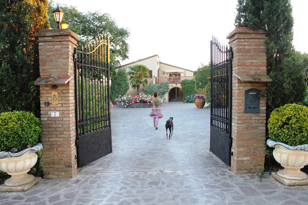 Podere Il Giurato Fauglia Bagian luar foto