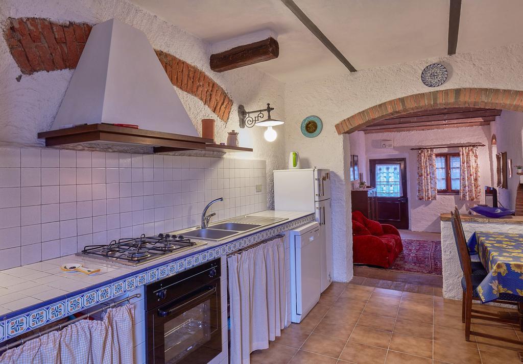 Podere Il Giurato Fauglia Bagian luar foto